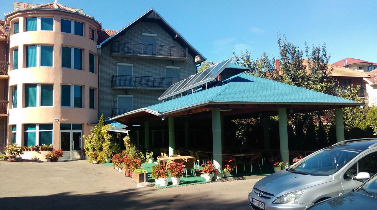 Bed & Breakfast Karavan Raška Exterior foto
